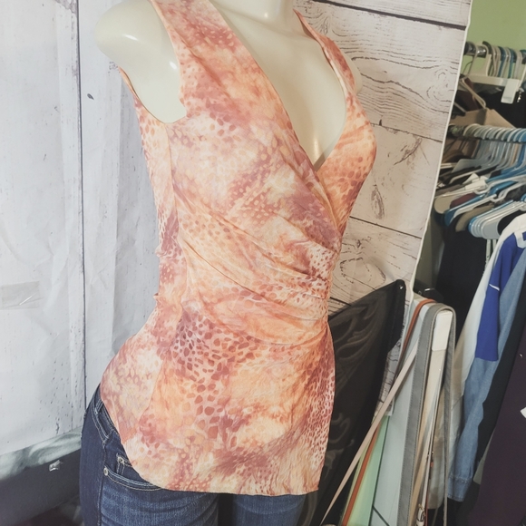 Sweet Pea Sleeveless Blouse - light colors - Picture 6 of 8